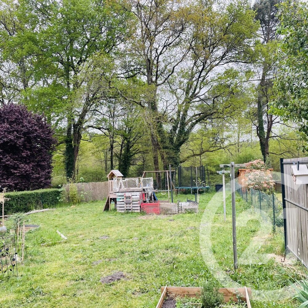 RARE LIBRE; Nichée au c½ur de Langon, cette maison de 87....