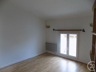 location Maison - 3 pièce(s) - 56 m² Chusclan (30200)