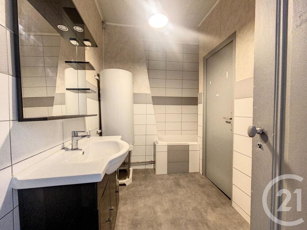 location Appartement - 2 pièce(s) - 47 m² Belfort (90000)