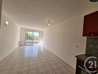  Appartement à louer 2 pièces 45 m²
