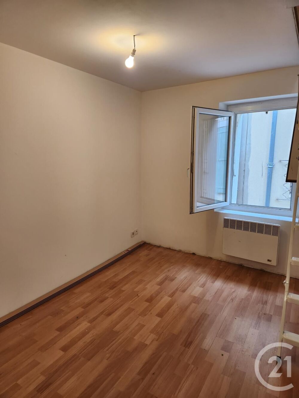Coquette maison de village sur Burlats - Idéal investiss....