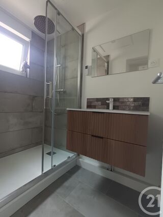  Maison à louer 4 pièces 102 m²