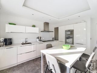  Maison � vendre 7 pi�ces 160 m�