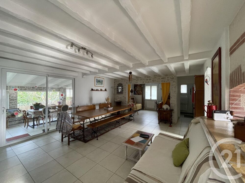 Sorède, Au pied du massif de Albères, cette maison ....