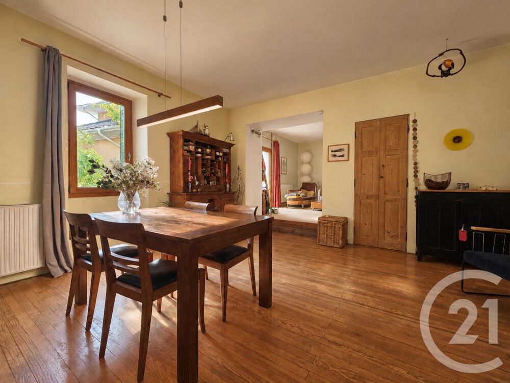 vente Appartement - 6 pièce(s) - 204 m² Aix-les-Bains (73100)