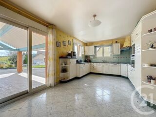  Maison à vendre 8 pièces 216 m²