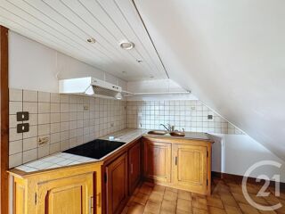 Appartement à louer 2 pièces 67 m²