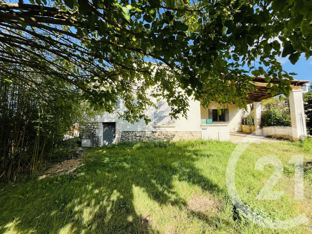 A découvrir sans tarder, ensemble immobilier composé de ....