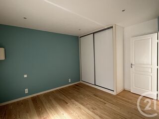  Appartement à louer 3 pièces 63 m²