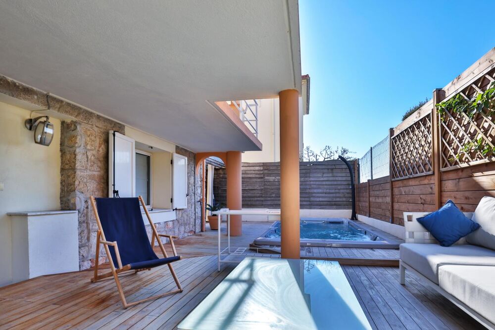 vente Maison - 6 pièce(s) - 197 m² Nice (06300)