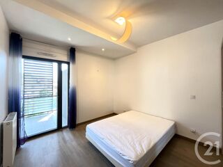  Appartement à louer 2 pièces 50 m²