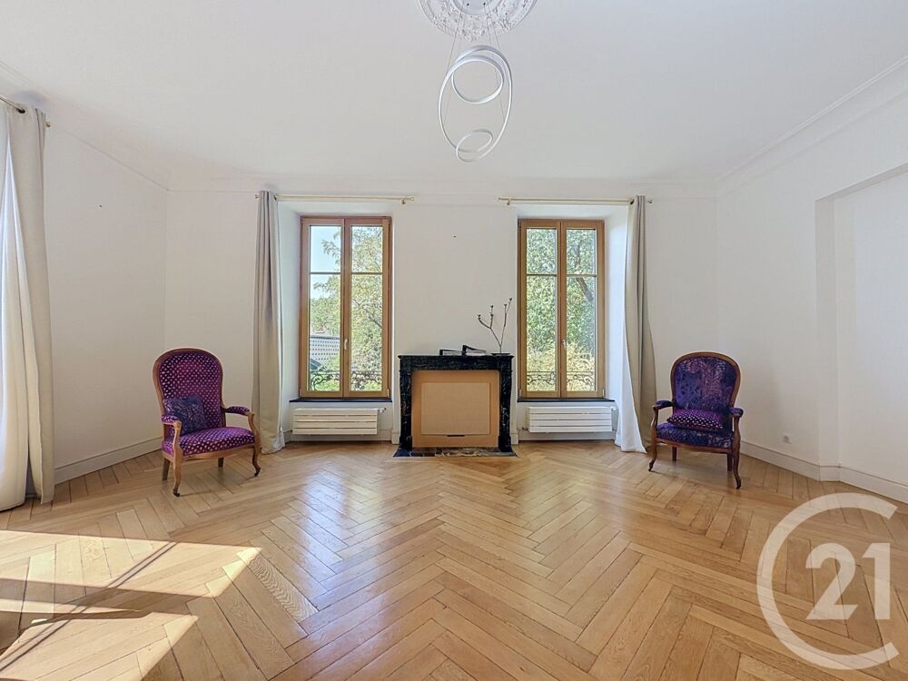 vente Appartement - 6 pièce(s) - 141 m² Sochaux (25600)
