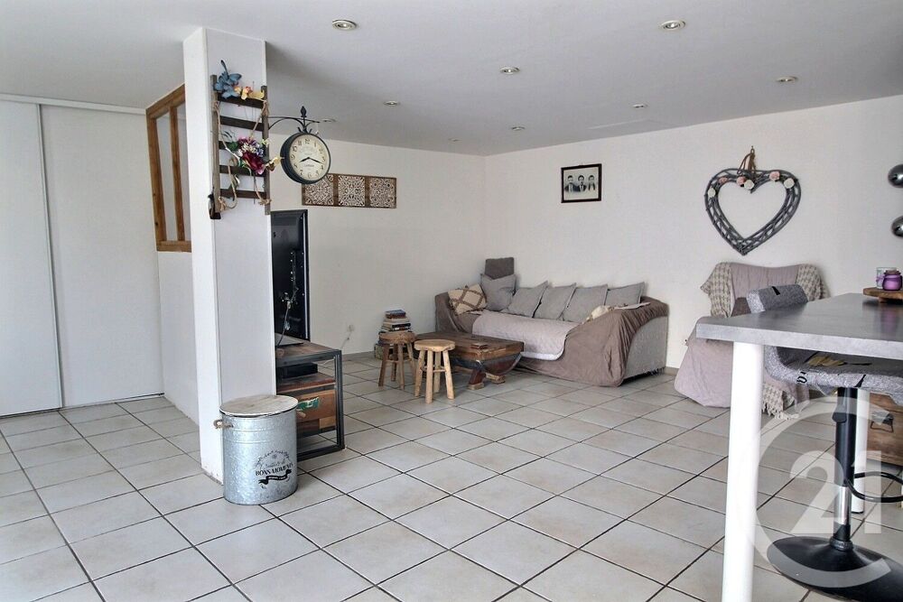 Nouvelle Exclusivité sur la Côtière. Située sur la c....