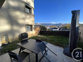  Appartement à louer 4 pièces 103 m²
