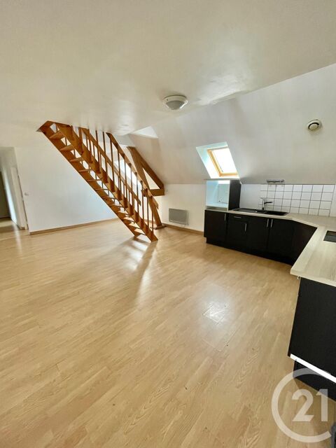   Location Appartement Appartement - 5 pi�ce(s) - 100 m�