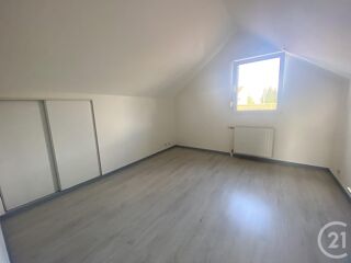  Maison à louer 5 pièces 85 m²