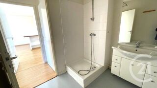  Appartement à louer 2 pièces 48 m²