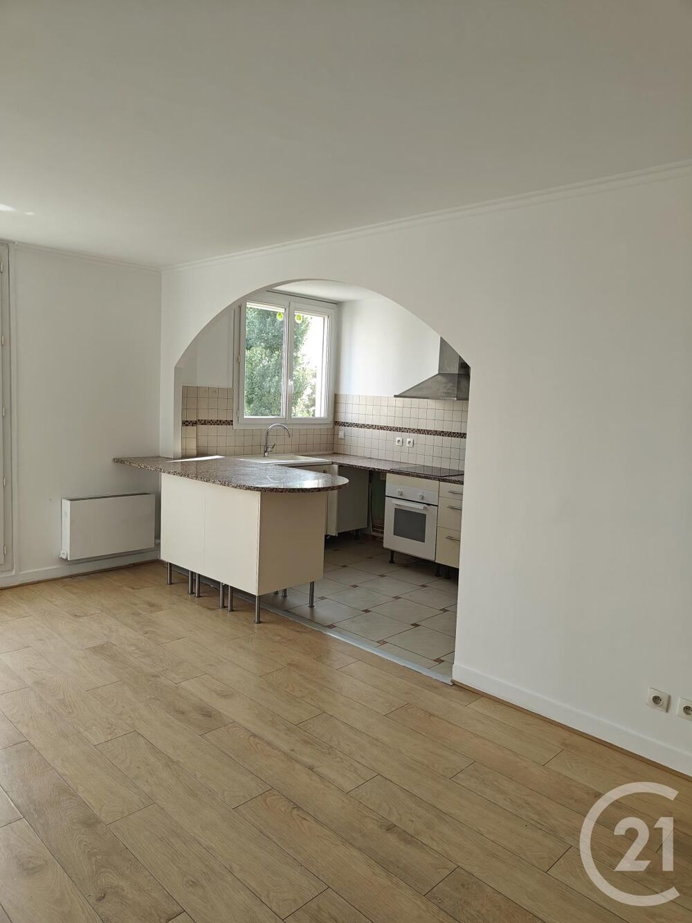 location Appartement - 4 pièce(s) - 80 m² Chilly-Mazarin (91380)