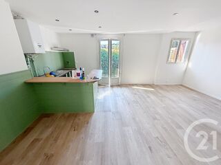  Appartement à louer 2 pièces 56 m²