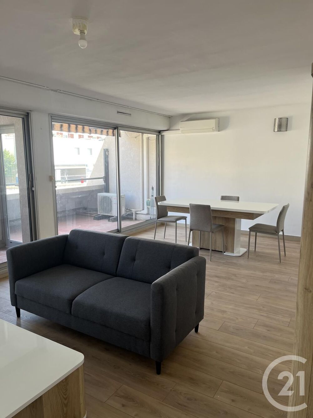 location Appartement - 3 pièce(s) - 67 m² Bagnols-sur-Cèze (30200)