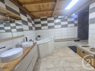  Appartement � vendre 4 pi�ces 174 m�