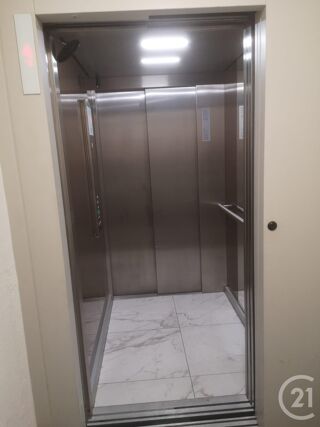  Parking / Garage � vendre 2 m�