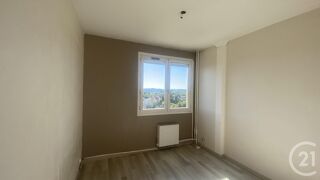  Appartement à vendre 4 pièces 77 m²
