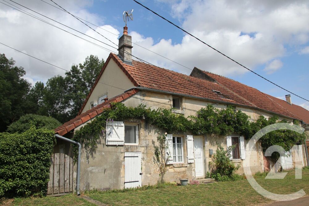 Maison 5 pièces 117 m² · à Etais la Sauvin · 117 m² · 140 000 €