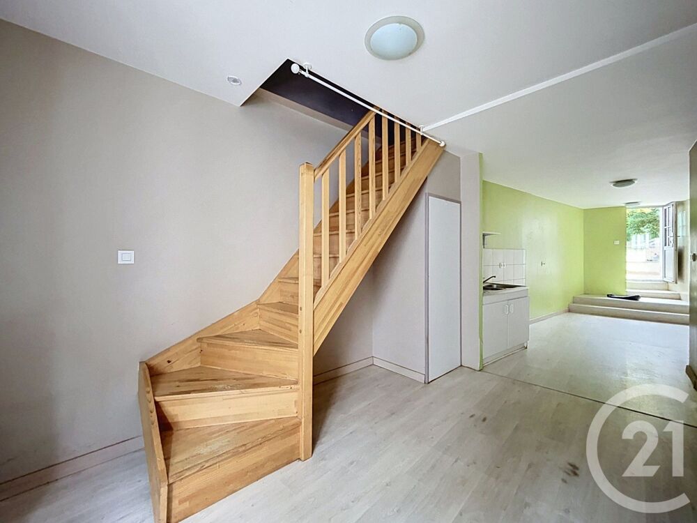 vente Immeuble - 65 m² Saint-Pourçain-sur-Sioule (03500)
