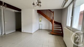  Appartement à louer 3 pièces 63 m²