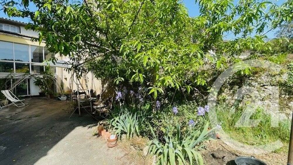 Maison 6 pièces 215 m² · à La Reole · 215 m² · 218 000 €