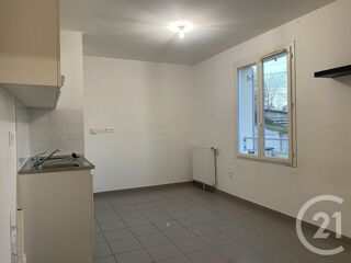  Appartement à louer 2 pièces 37 m²