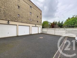  Immeuble à vendre 182 m²