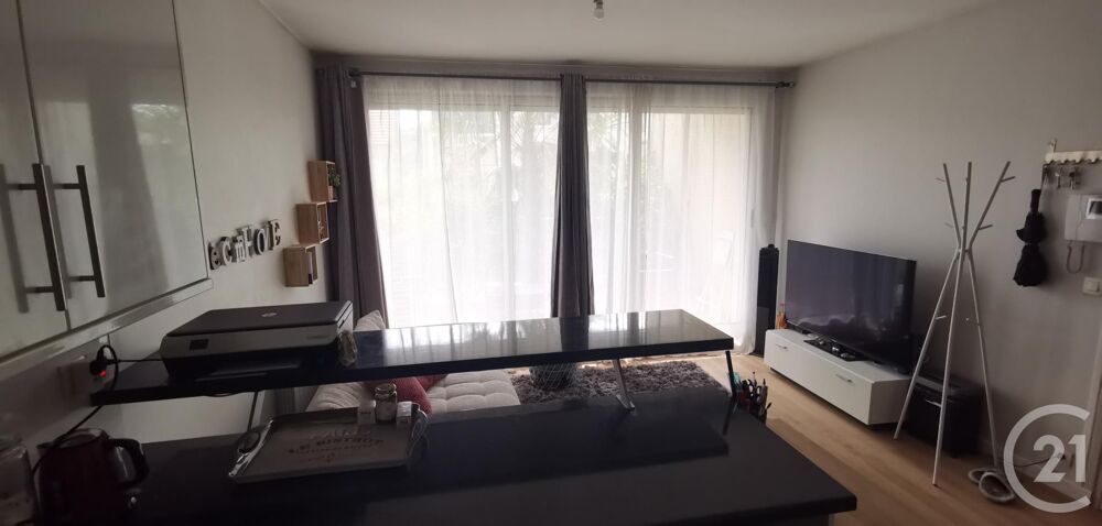 location Appartement - 2 pièce(s) - 40 m² Le Blanc-Mesnil (93150)