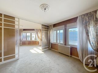  Maison à vendre 8 pièces 213 m²