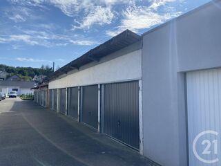  Parking / Garage à louer 15 m²