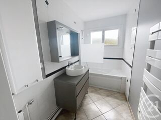  Appartement à louer 4 pièces 72 m²