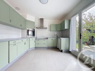  Maison  vendre 6 pices 223 m