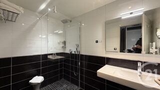  Immeuble � vendre 620 m�