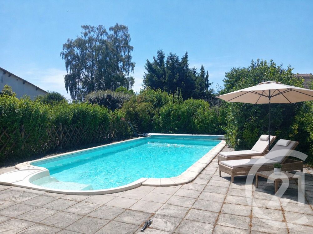 vente Maison - 9 pièce(s) - 253 m² Torteron (18320)