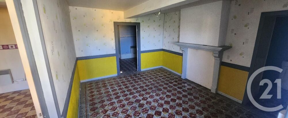 À Aunay-en-Bazois, découvrez cette maison de 136m² offra....