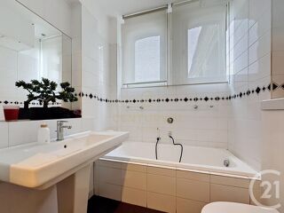  Appartement à vendre 6 pièces 165 m²