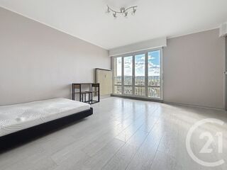  Appartement à louer 1 pièce 32 m²