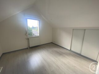  Maison à louer 5 pièces 85 m²