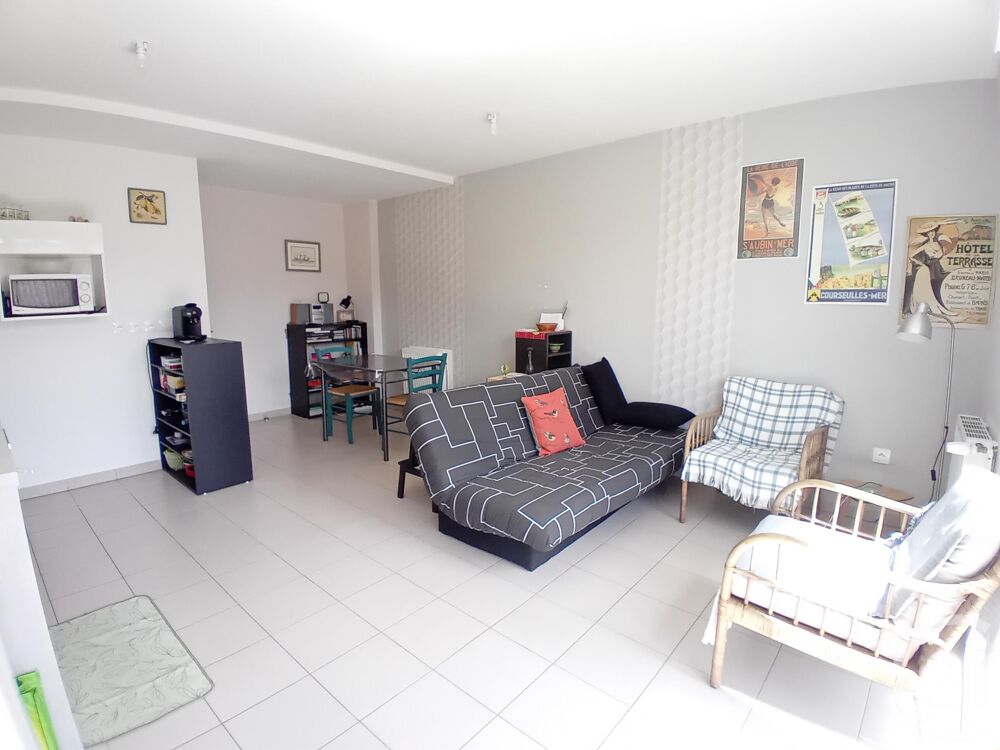 COURSEULLES SUR MER Rare à la vente, dans une ....