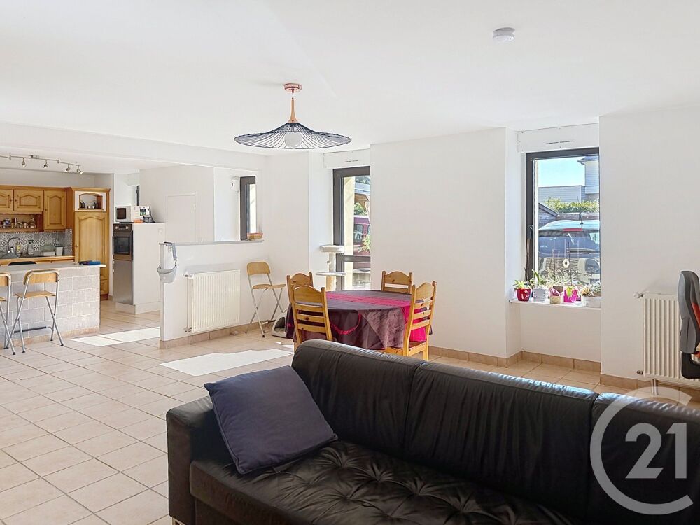 vente Maison - 5 pièce(s) - 209 m² Sainte-Marie (35600)
