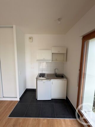  Appartement à louer 1 pièce 38 m²