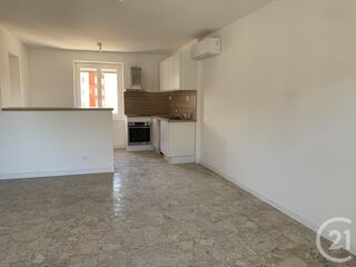  Appartement � louer 3 pi�ces 69 m� Bagnols sur ceze