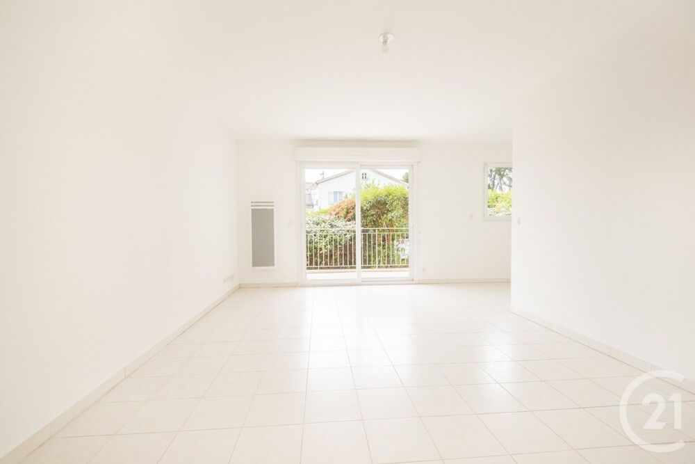 vente Appartement - 2 pièce(s) - 50 m² Antibes (06600)