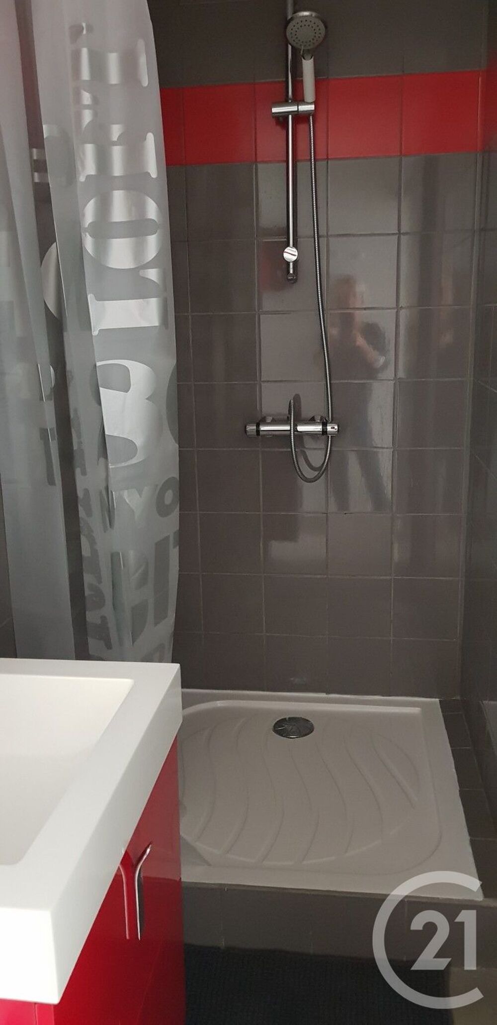 location Appartement - 2 pièce(s) - 37 m² Alès (30100)